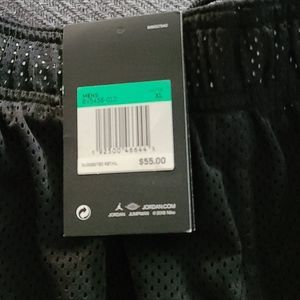 Men xlarge jordan dri-fit shorts